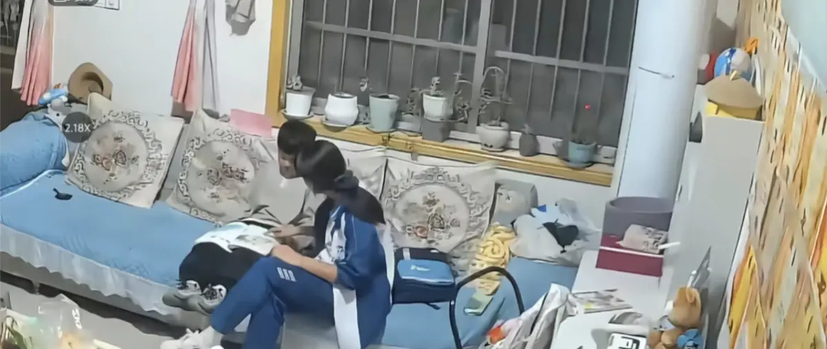 《来自姐姐的爱》引热议事件来龙去脉-姐弟情深难舍难分完整版在线观看-姐姐辅导弟弟作业日常全记录-来自姐姐的爱