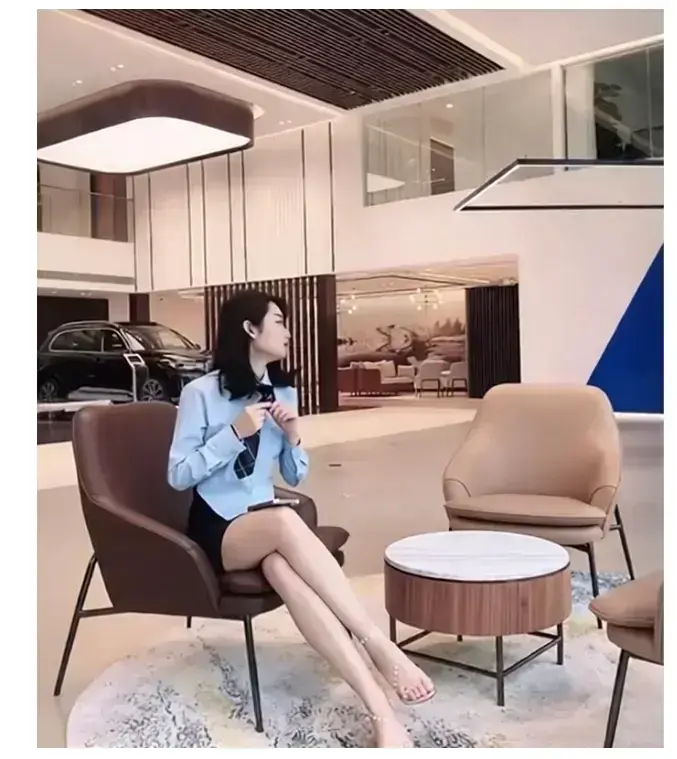 佳木斯新玛特迪桑特女销售事件完整现场视频在线观看-后续结果意想不到全网震惊-免费播放完整版
