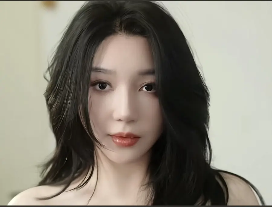 教母eily三部曲免费下载-《三人行》短剧全集在线看-三人行无删减高清播放-eily全部作品合集